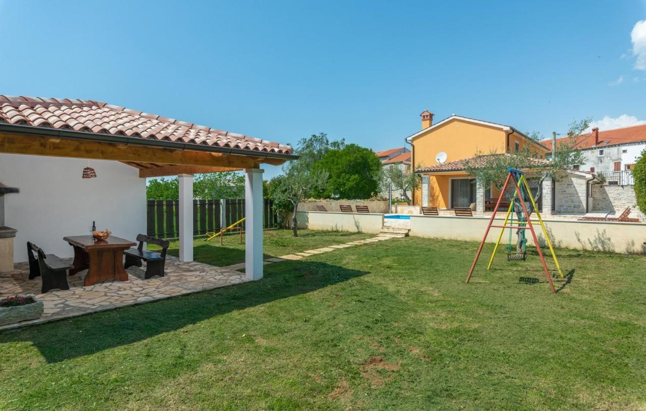 Spacious Four-Bedroom Villa Marija Klostar Exterior photo